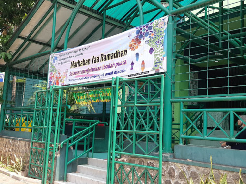 Al Azhar 1 Kindergarten School Kebayoran Baru, Private School | We provide Indonesia infrastructure map on various property sectors and data. Access property listings, infrastructure developments, news, and valuable transaction data for informed decisions.