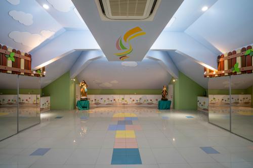 Santa Ursula Kindergarten, Private School | We provide Indonesia infrastructure map on various property sectors and data. Access property listings, infrastructure developments, news, and valuable transaction data for informed decisions.