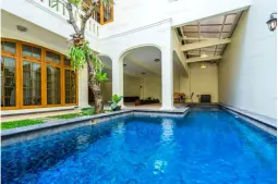 Knight Frank | Spacious Menteng House | For Lease - Spacious Menteng House For Lease - Spacious Menteng House 9 (thumbnail)