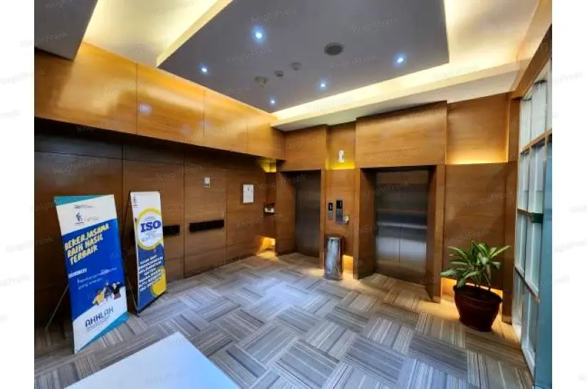 Knight Frank | Office Building, Central Jakarta | Office Building, Central Jakarta 4